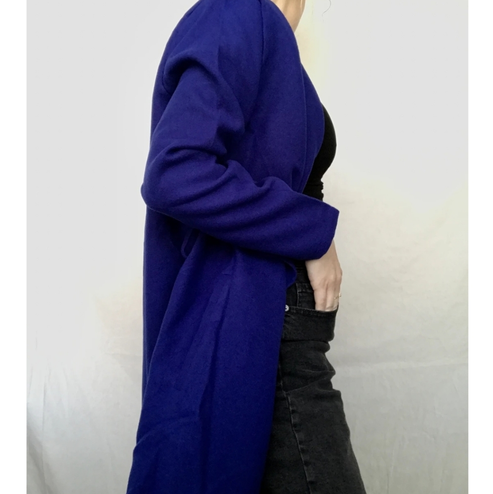 Blue coat - Picture 2 of 3